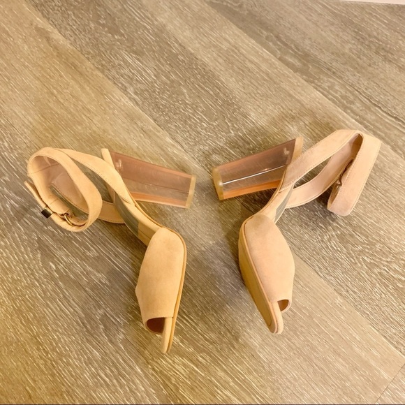 Dolce Vita Peach Nude Genuine Suede Leather Acrylic Clear Lucite Heel Sandals - Picture 11 of 12